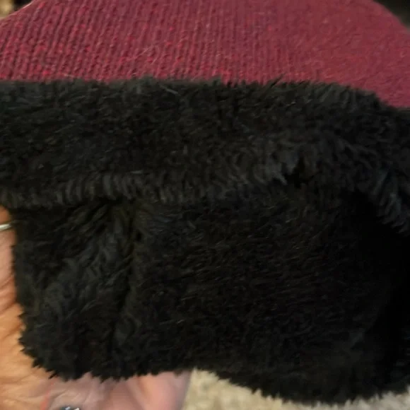 Winter hat trio. - Picture 5 of 5